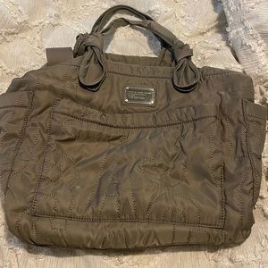 Marc Jacobs diaper bag (taupe)